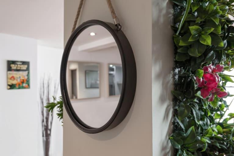 Guestready - Superbe Maison De Ville Duplex ลียง ภายนอก รูปภาพ