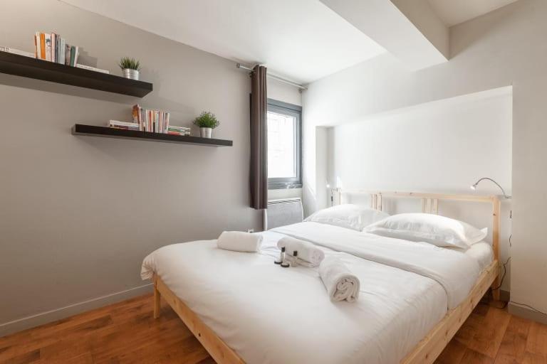 Guestready - Superbe Maison De Ville Duplex ลียง ภายนอก รูปภาพ